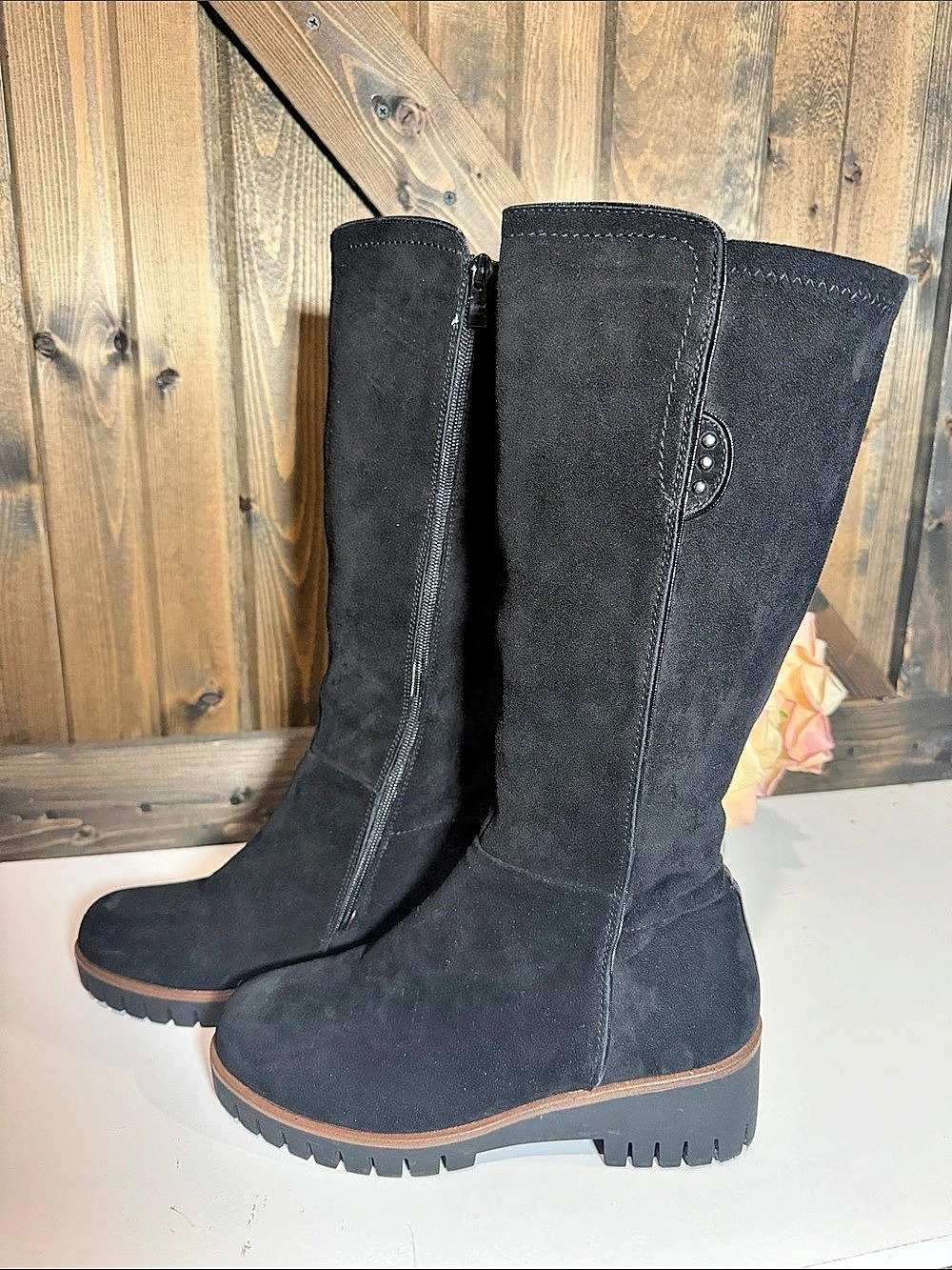 Band Trail (nwot) Tall Winter Boots US 7